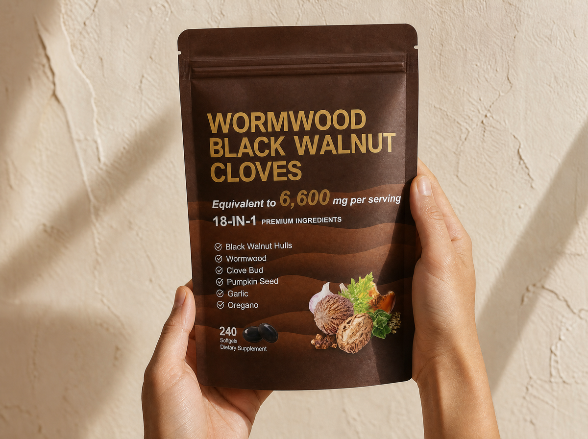 Hands holding the Wormwood Black Walnut Cloves pouch